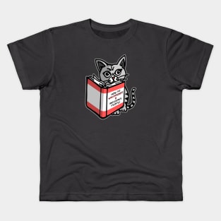 Cat reading How to win friends and influence people Kids T-Shirt